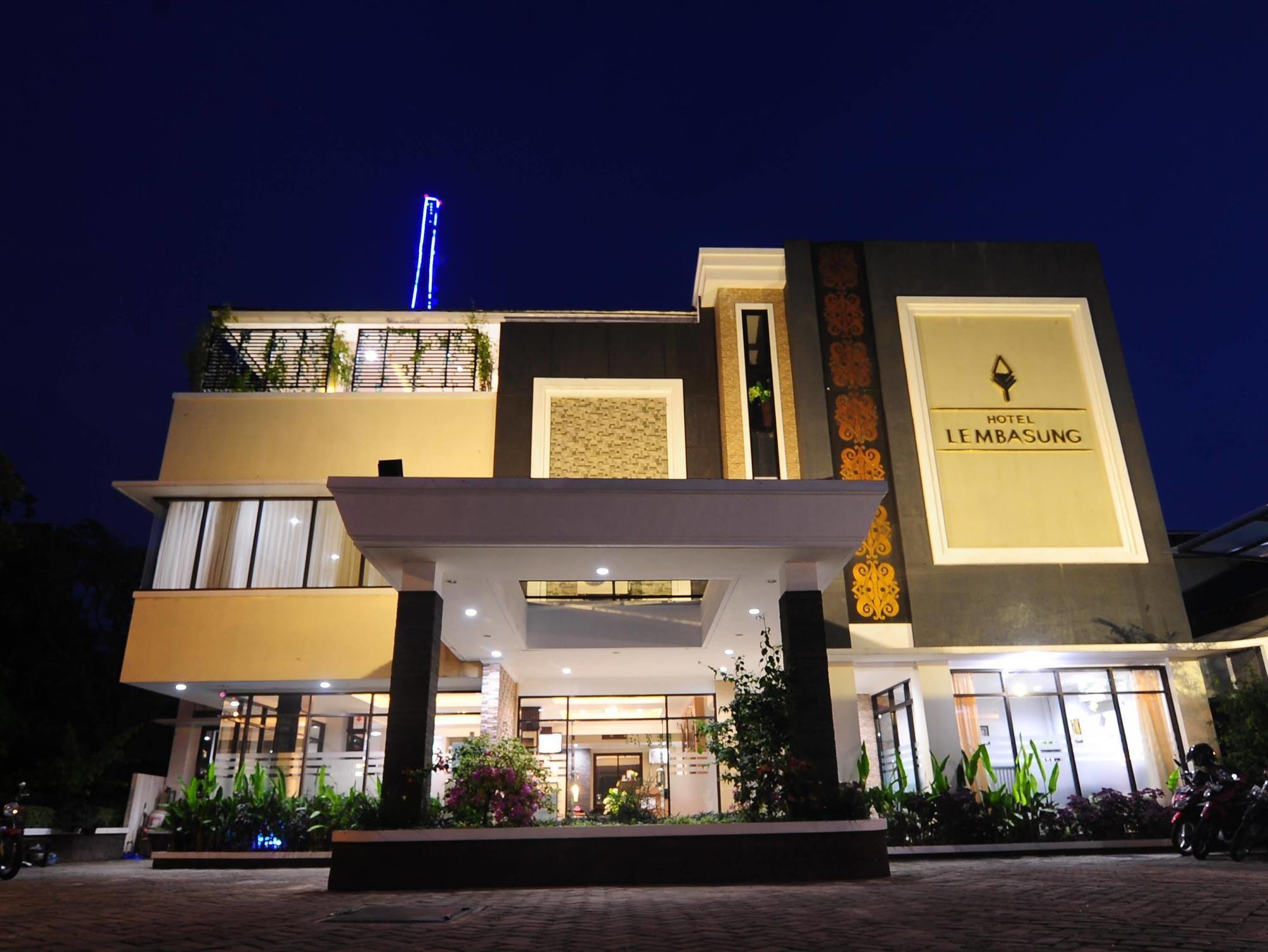 Lembasung Boutique Syariah Hotel Tarakan Exterior foto